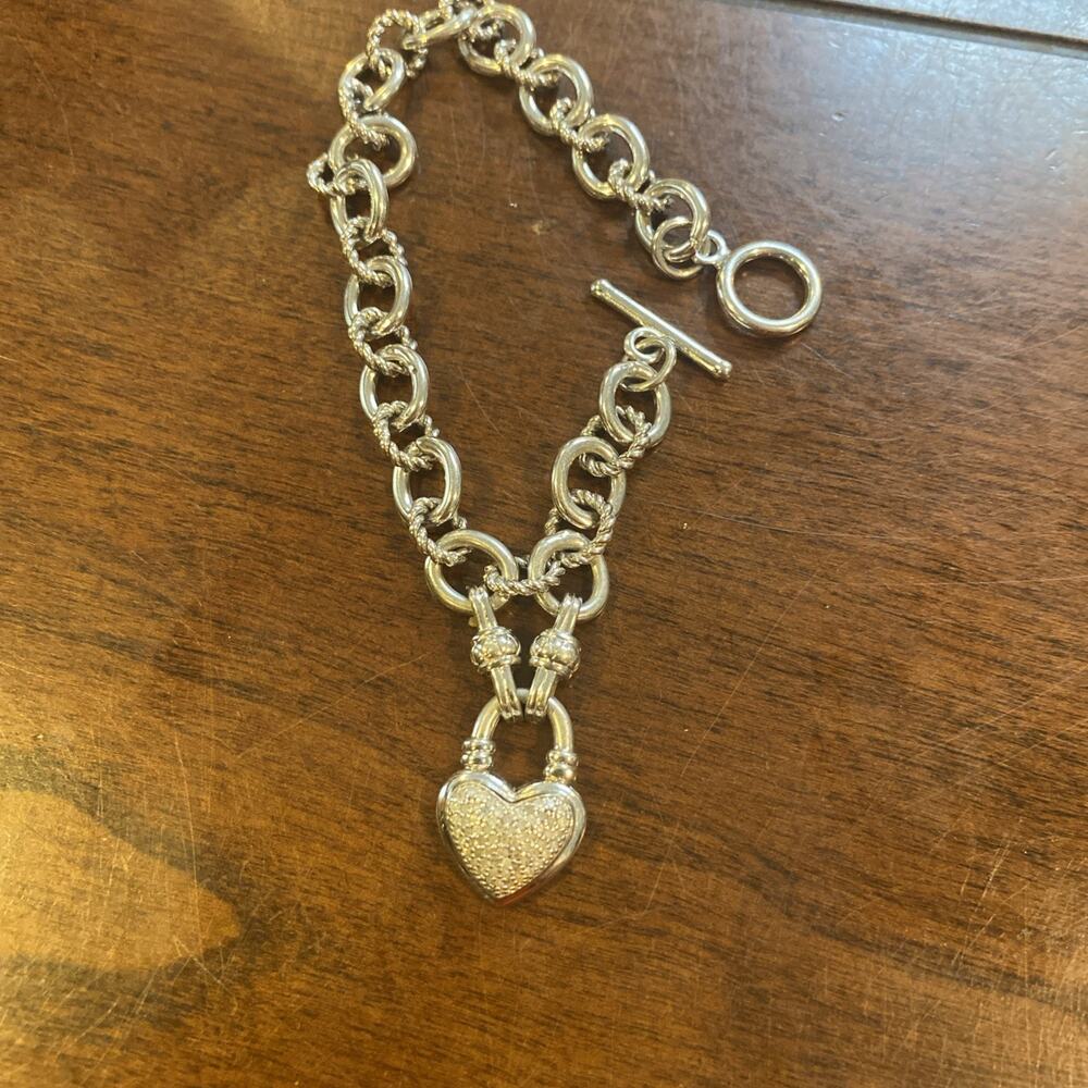 Udine 925 STERLING SILVER PAVE 1/4 ct. DIAMOND HEART CHARM Toggle LINK BRACELET